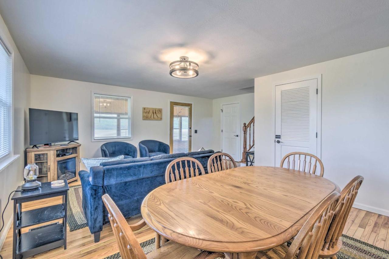 Watkins Glen Lakeview Cottage With Waterfall! Bagian luar foto
